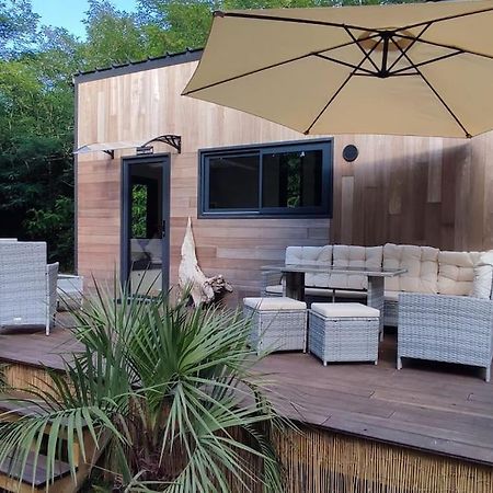 Tiny House Chez Caroline Villa Gaillan-en-Médoc Exteriör bild