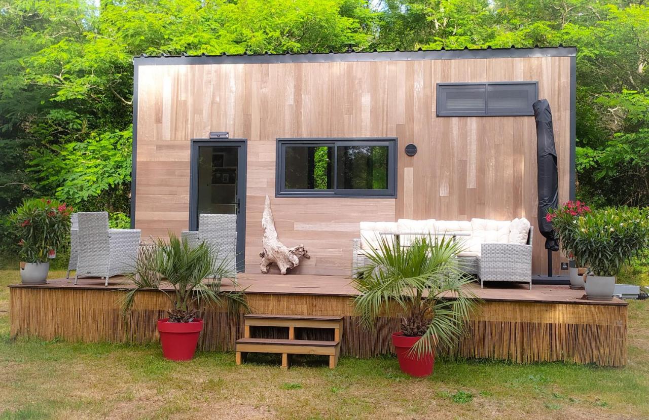 Tiny House Chez Caroline Villa Gaillan-en-Médoc Exteriör bild